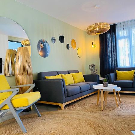 Sweet Beach Apt-Pool, Terrace, Ground Floor, Few Steps From Beach! Flic-en-Flacq Kültér fotó